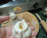 A picture of step 3 of Veg steam momos.