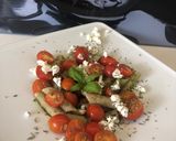 Makaron z pesto bazyliowym,fetą i pomidorkami🍝 krok przepisu 1 zdjęcie