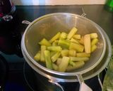 A picture of step 4 of Asparagus-Chicken Ragout.