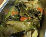 Foto langkah ke 6 dari resep Garang Asem Ayam Daun Kedondong.