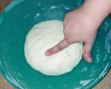 A picture of step 6 of Tandoori roti.