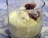 A picture of step 4 of Tea Affogato.