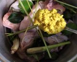 Foto langkah ke 1 dari resep Ayam Goreng Lengkuas.