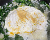 Foto del paso 7 de la receta: Pollo en crema con espinacas