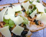 A picture of step 4 of Wakame Seaweed and Kimchi Toast.