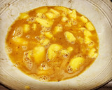 Foto del paso 2 de la receta: Tortilla trufada con cebolla caramelizada