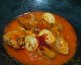 Foto langkah ke 4 dari resep Ayam dan telur masak habang khas Banjarmasin.