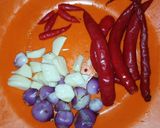 Foto langkah ke 2 dari resep Ikan Asin Balado.