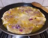 A picture of step 5 of Chicken Breast with Onions and White Wine.