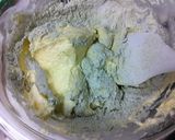 A picture of step 6 of White Chocolate × Matcha Muffins.