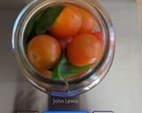 A picture of step 3 of Fermented Tomatoes & Basil.