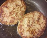 A picture of step 3 of Bikkuri Restaurant-style Hamburger.