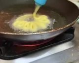 A picture of step 11 of Moong dal jalebi.