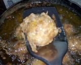 A picture of step 4 of Yam Balls in breadcrumbs.