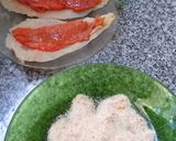 Foto del paso 1 de la receta: Milanesas de pescado rellenas con morrón ahumado