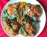 Foto langkah ke 7 dari resep 126. Ayam Goreng Tepung Dan Kemangi.