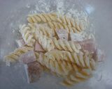 A picture of step 2 of Easy Gratin Cups Made In A Toaster Oven (for lunchboxes).