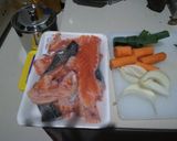 Foto langkah ke 1 dari resep Bubur Salmon + Wortel Tofu + Kaldu Ikan Home Made 7M+.