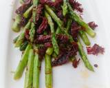 Asparagus With Sun Dried Tomato And Scallop XO Sauce recipe step 2 photo