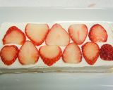 A picture of step 13 of Strawberry Mont Blanc Shortcake.