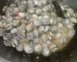Foto langkah ke 12 dari resep Kerang saus asam pedas.