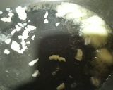 A picture of step 2 of Cheese Omelette 🥚🧀.