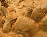 A picture of step 4 of Spicy asian chicken rendang.