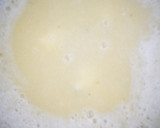 Foto del paso 4 de la receta: Bacalao Confitado a Baja Temperatura Sobre Sopa de Pil Pil Gratinado con Bechamel y Mozzarella