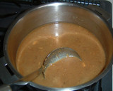 A picture of step 2 of Curry Udon.