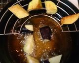 A picture of step 3 of Eggplant and Shishito Peppers Deep-fried and Simmered.