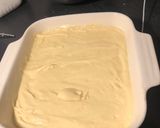 A picture of step 3 of Tres leches.