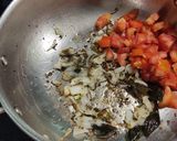 मोड आलेल्या मुंगाची उसळ (mod alelya moongachi usal recipe in marathi) रेसिपी स्टेप 2 फोटो 