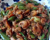 Foto langkah ke 8 dari resep Tumis Udang Cabe Hijau.