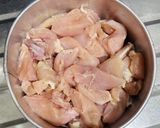 Foto langkah ke 1 dari resep Ayam Kukus Daun Jeruk.