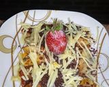Foto langkah ke 3 dari resep Pisang bakar coklat keju susu topping strawberry.