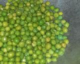 A picture of step 1 of Chatpati matar.