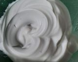 Foto langkah ke 5 dari resep 039. Puding Coklat Tiga Lapis.