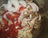 Foto del paso 5 de la receta: Chuleta con papas al merkén