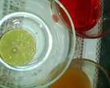 A picture of step 3 of Peach Melba Smothi.