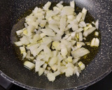 Foto del paso 2 de la receta: Calabacines rellenos de Atún