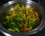 वेज चाउमीन (veg chowmein recipe in Hindi) रेसिपी चरण 2 फोटो