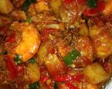 Foto langkah ke 5 dari resep Sambal Goreng Kentang & Udang.