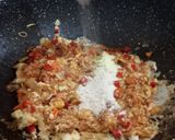 Foto langkah ke 8 dari resep Nasi Indomie Goreng Serai.