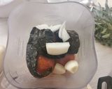 Foto del paso 3 de la receta: Bistec con papas en chile morita