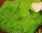 A picture of step 2 of Winter special green Peas Paratha.