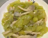 大黃瓜炒菇的食譜步驟2照片