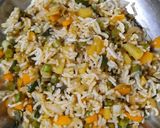 ચાઈનીઝ ફા્ઈડ રાઇસ (Chinese Fried Rice Recipe In Gujarati) રેસીપી સ્ટેપ8ફોટો
