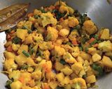 A picture of step 3 of Mix Vegetable Sandwich.