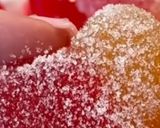 Foto del paso 10 de la receta: Golosinas Sabor Melocotón en Forma de Corazón y Rebozarlas en Azúcar