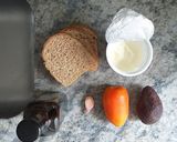 Foto del paso 1 de la receta: Bruschettas Italianas en 5 minutos